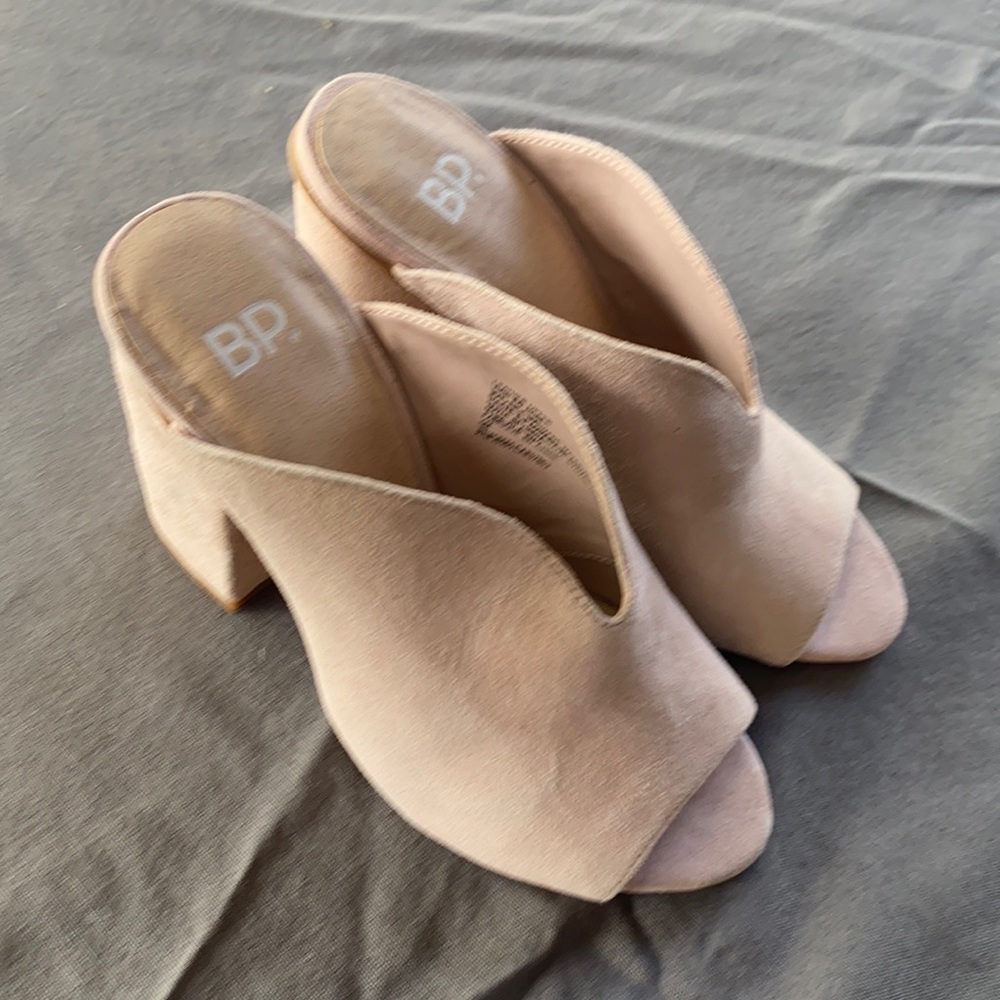 New BP. Heels size 5